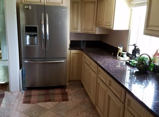 104 Walton Ave, Lafayette, TN 37083