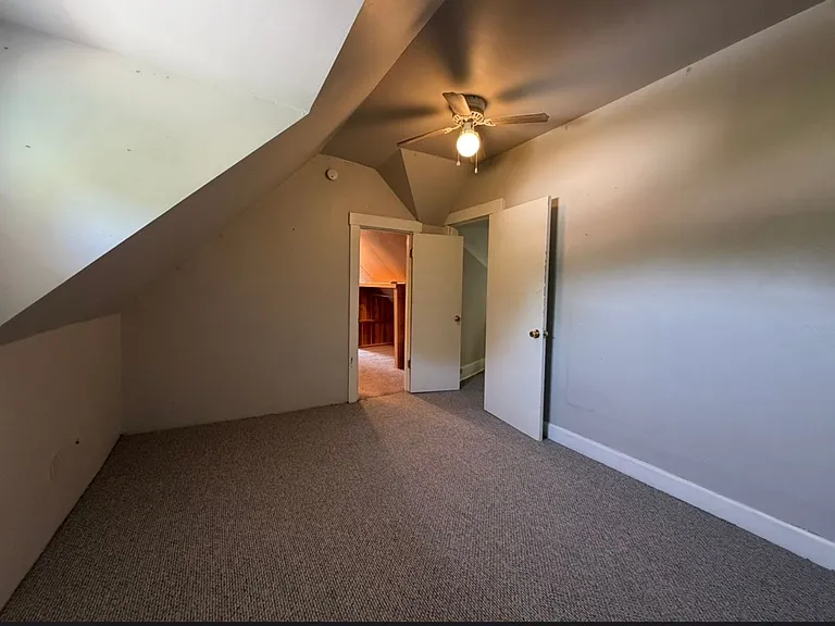 758 S Delaware Ave — Photo 18