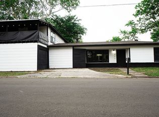 800 E Fayle St, Baytown, TX 77520