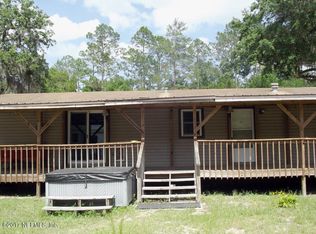 879 Cousintown Rd, Interlachen, FL 32148