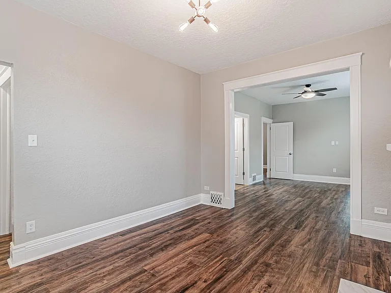 2933 W 28th Ave — Photo 11