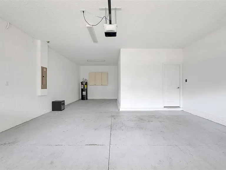 13272 Penshurst Ln — Photo 41