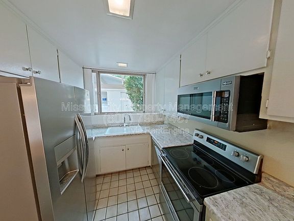 3rd image of 5036 Birchwood Rd