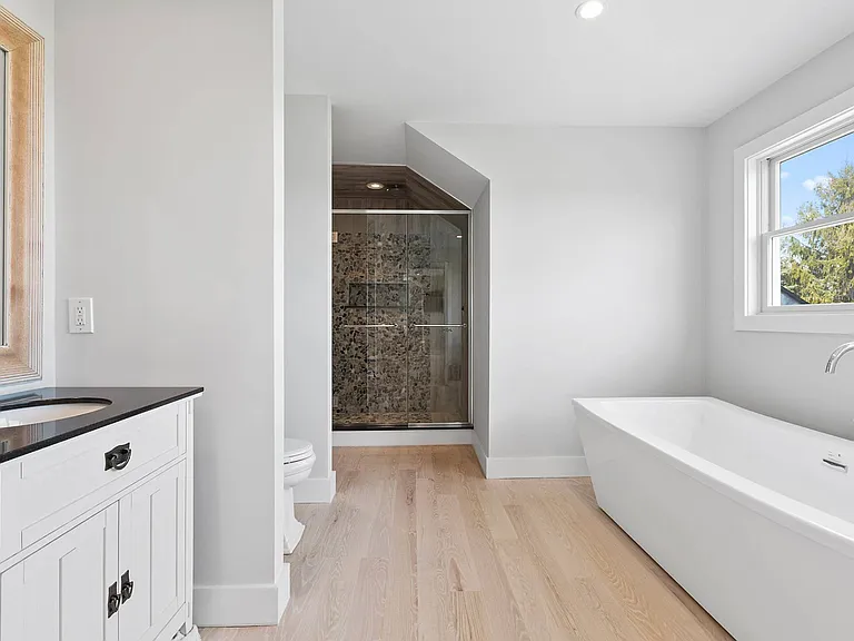 82 Parsonage Ln — Photo 14