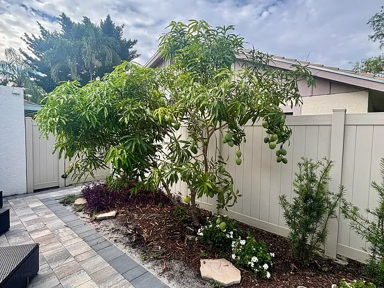 1212 Mulberry Pl — Photo 20