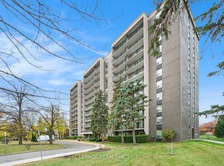 2400 Virginia Dr #606, Ottawa, ON K1H8L3