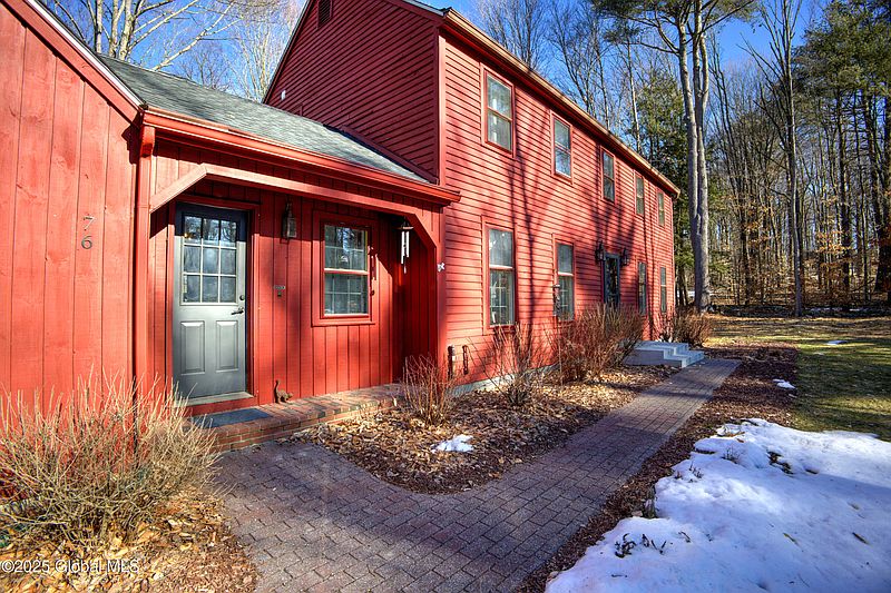 3rd image of 76 Greene Road