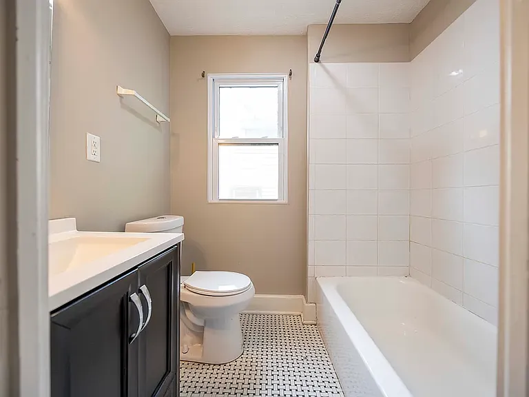 3567 Gridley Rd #UP — Photo 19