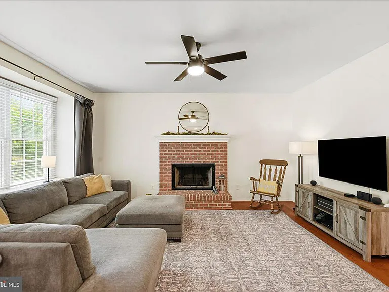 42631 Harris St — Photo 18