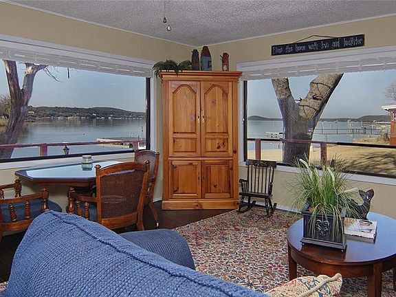 3rd image of 2039 Harris Dr
