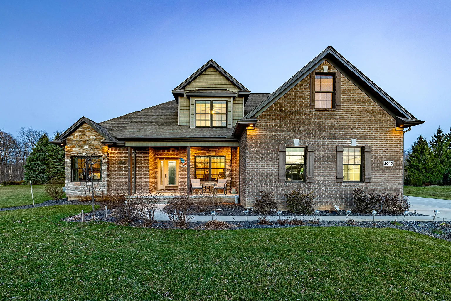 2045 Osprey Dr photo 1