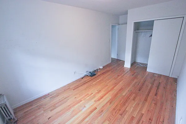 Rented by Jonis Realty | media 15