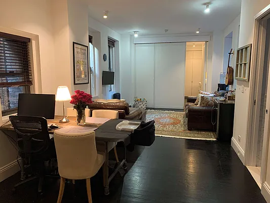 Rented by Owner | media 10