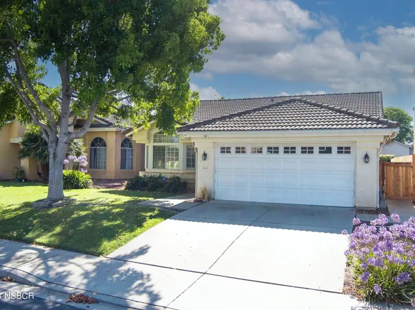 1221 Westbrook Dr, Lompoc, CA 93436