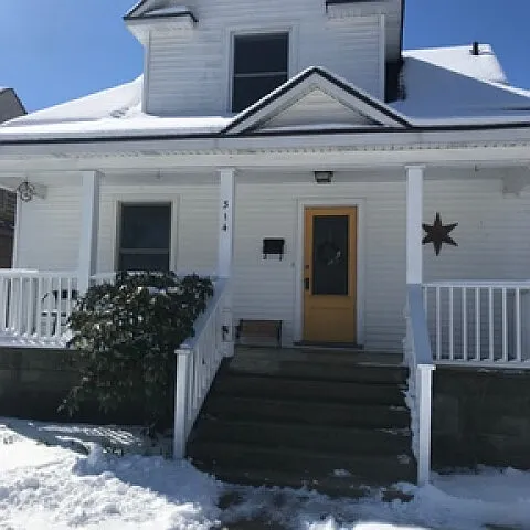 314 W 15th St — Photo 21