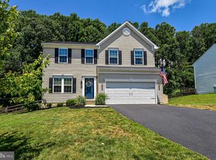233 Dague Farm Dr, Coatesville, PA 19320