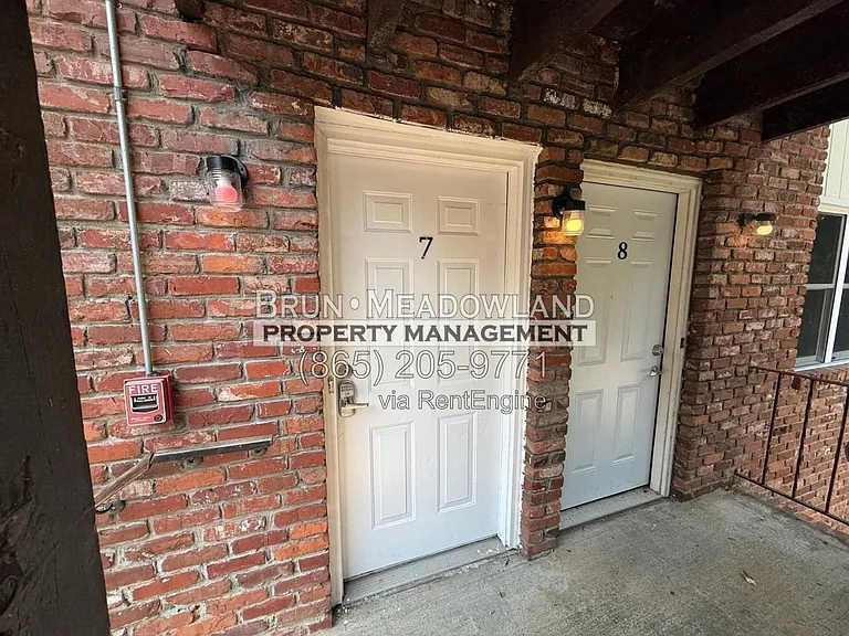 5525 Jacksboro Pike #7 — Photo 2