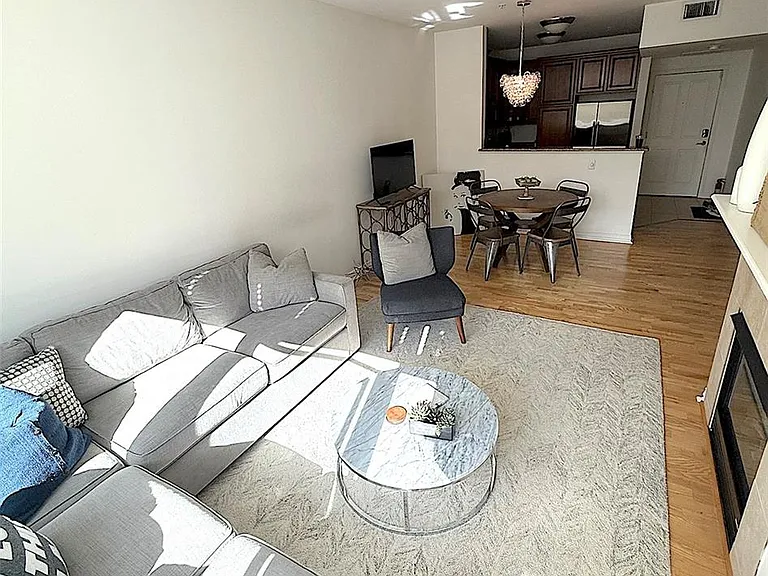 2700 E Cherry Creek South Dr #117 — Photo 9