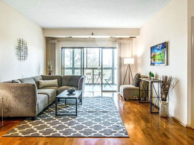 3005 S Leisure World Blvd APT 816, Silver Spring, MD, 20906