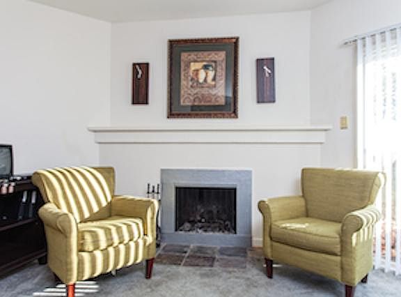 2nd image of 824 Wales Dr