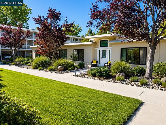 5th image of 2045 Pine Knoll Dr Unit 6