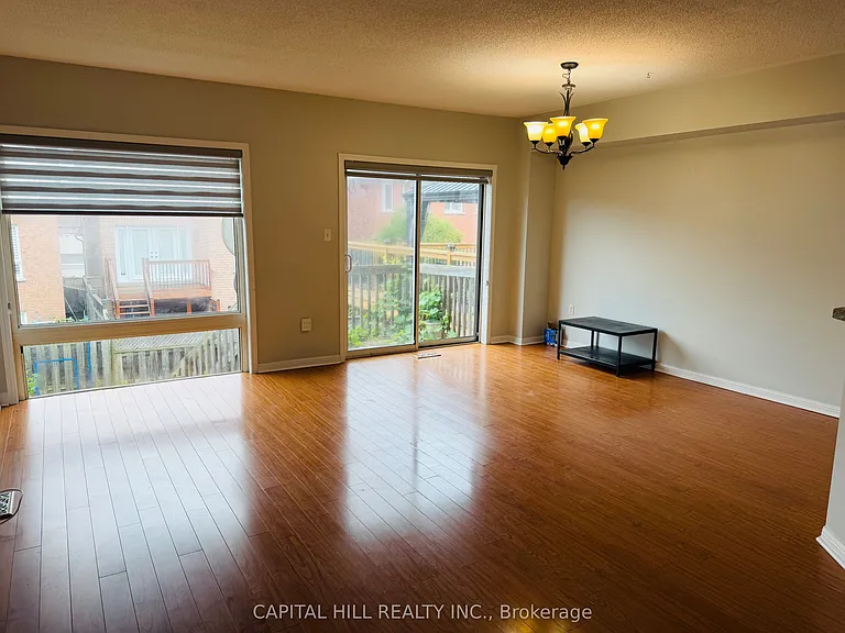 5959 Stonebriar Cres — Photo 8