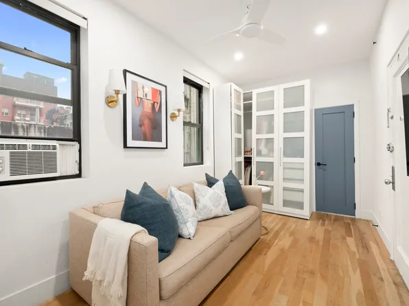 214 Mulberry Street image 8 of 10