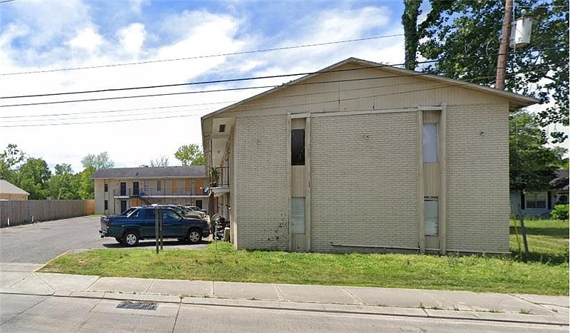 2nd image of 5021 McClelland Dr