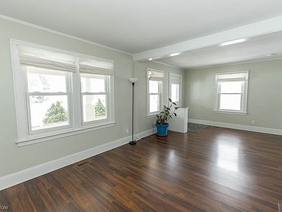 5th image of 5079 Oakmont Dr