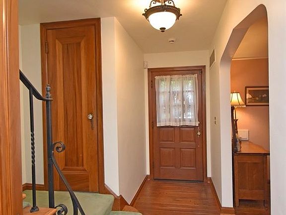 4th image of 6516 Baywood Ln