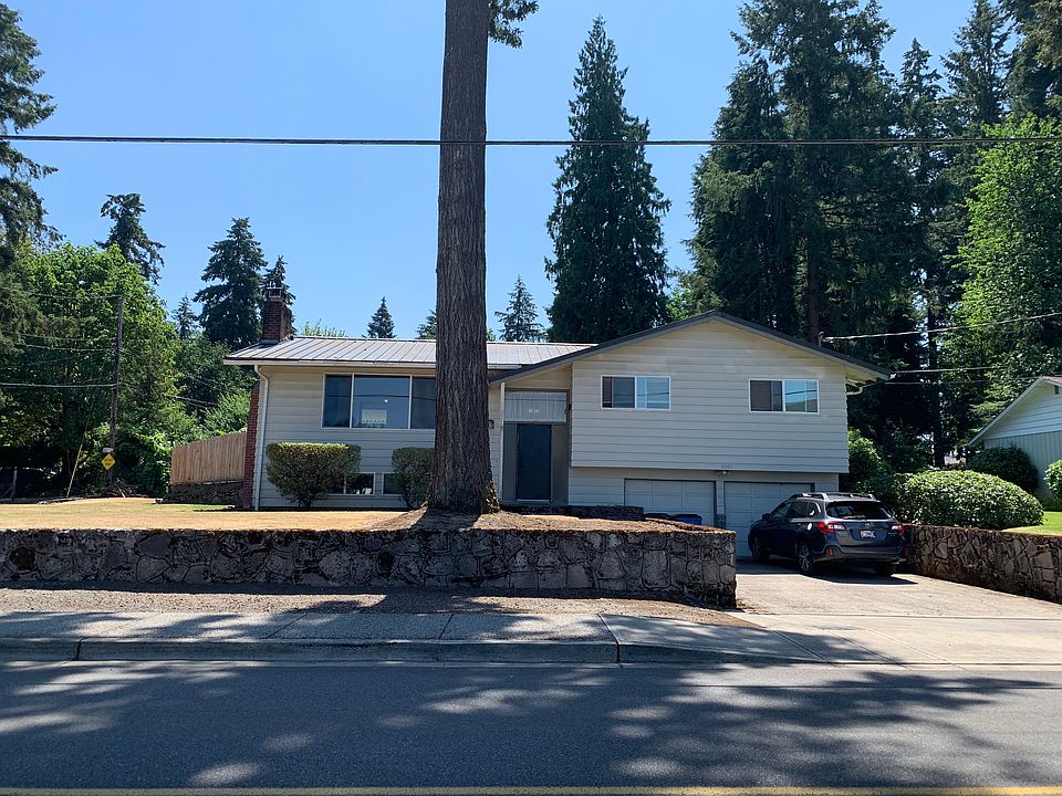 1st image of 2407 NE 104th St