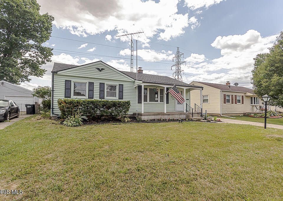 1st image of 321 Southdale Rd
