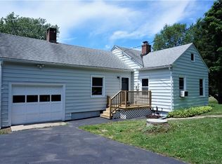 98 Flanders Rd, Niantic, CT 06357