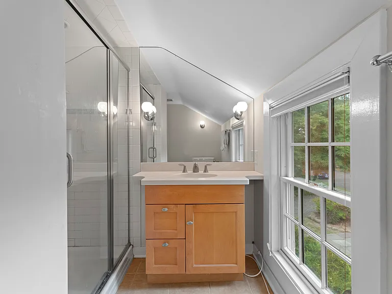 133 Blake Rd — Photo 27