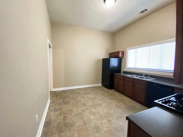 3604 Sycamore St — Photo 14