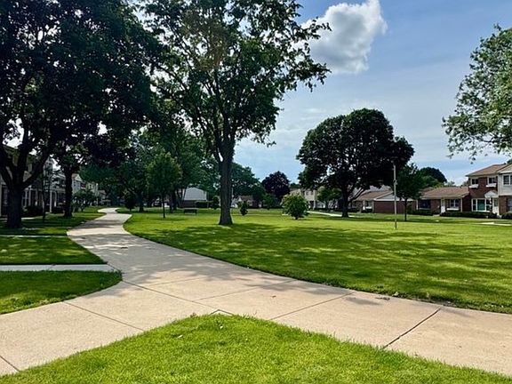 2nd image of 263 Green Ct