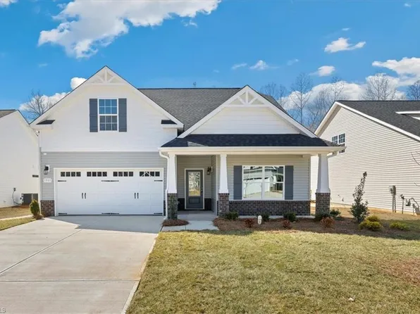 1981 Meadowview Dr Lot 14, Graham, NC 27253