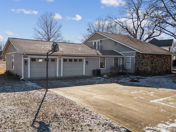 1065 Deer Crk, Pryor, OK 74361