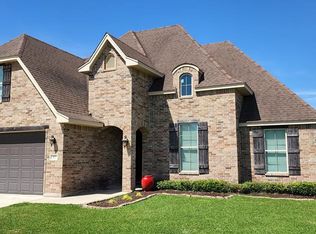 177 Sterling Ridge Dr, Nederland, TX 77627