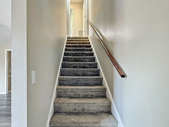 2nd image of 120 Holly Hills Dr NE