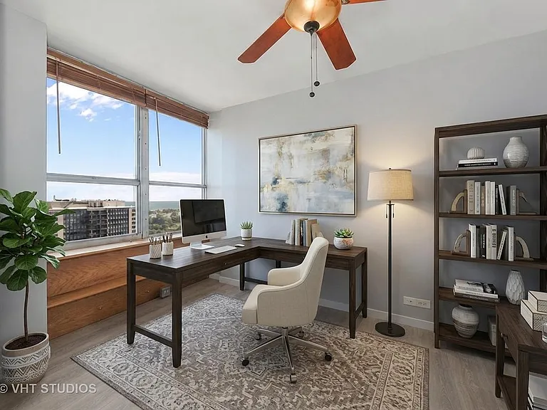 655 W Irving Park Rd #2106 — Photo 8
