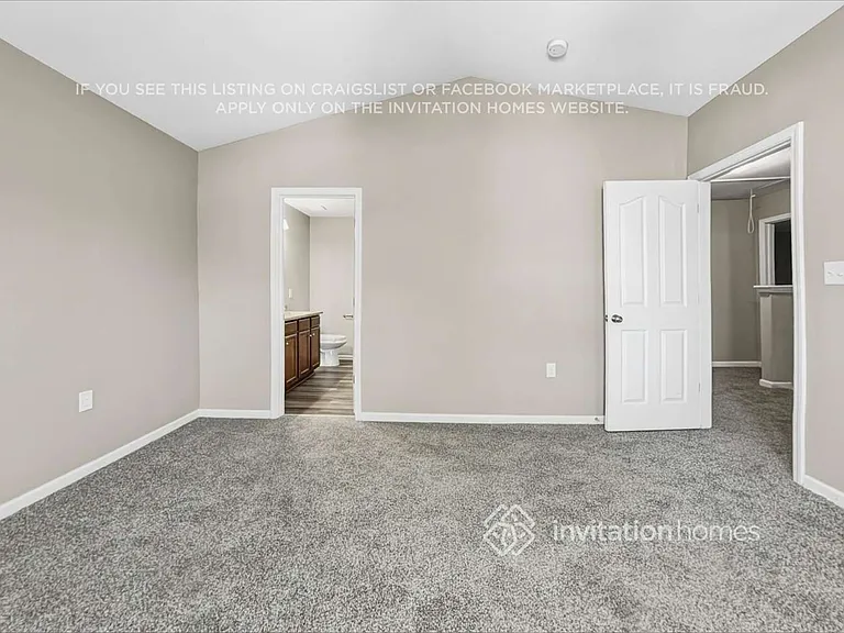 4924 Broad Leaf Ct — Photo 11