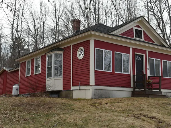 150 Enfield Road, Lincoln, ME 04457
