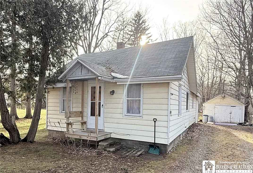 9557 Route 60 photo 1