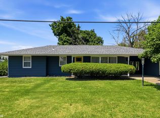 711 12th Ave, Grinnell, IA 50112