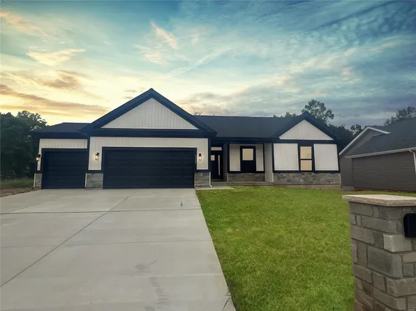 3325 Koch Cattle Dr #14, Washington, MO 63090