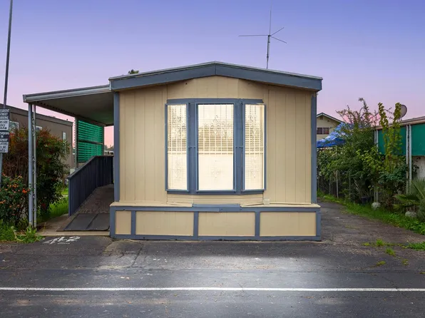 1719 W Olive Space 42, Fresno, CA 93728