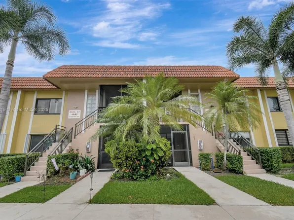 441 Lakeview Dr APT 103, Weston, FL 33326