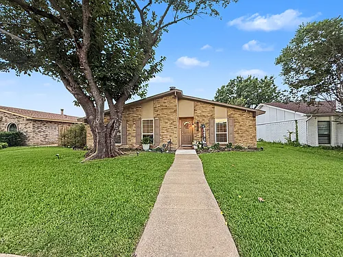 2910 Sweet Gum St Photo 1
