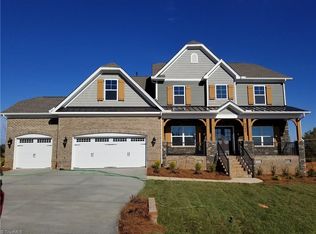 8102 NW Meadows Dr, Stokesdale, NC 27357